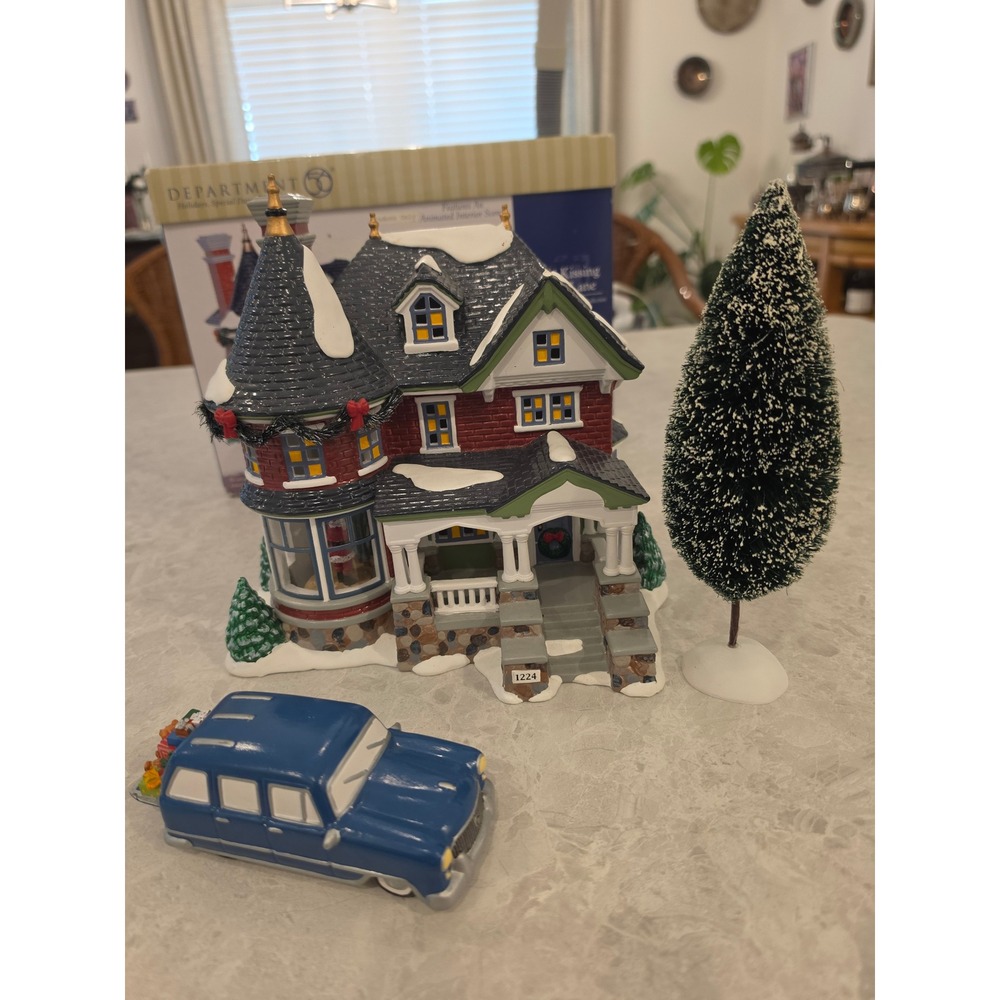 Dept 56 Snow Village Mistletoe Lane Kissing Lane Animated House 56.55117 Set